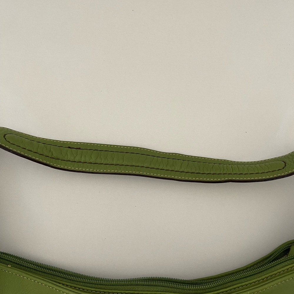 Franklin Covey Green Full Grain Leather Medium sized Bag. - Picture 6 of 6